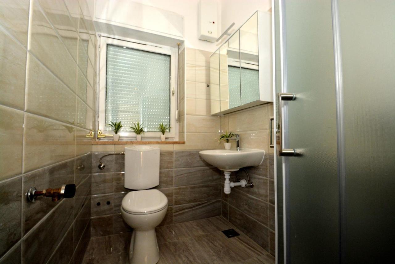 Guesthouse Kamen Kuca Podstrana Kültér fotó