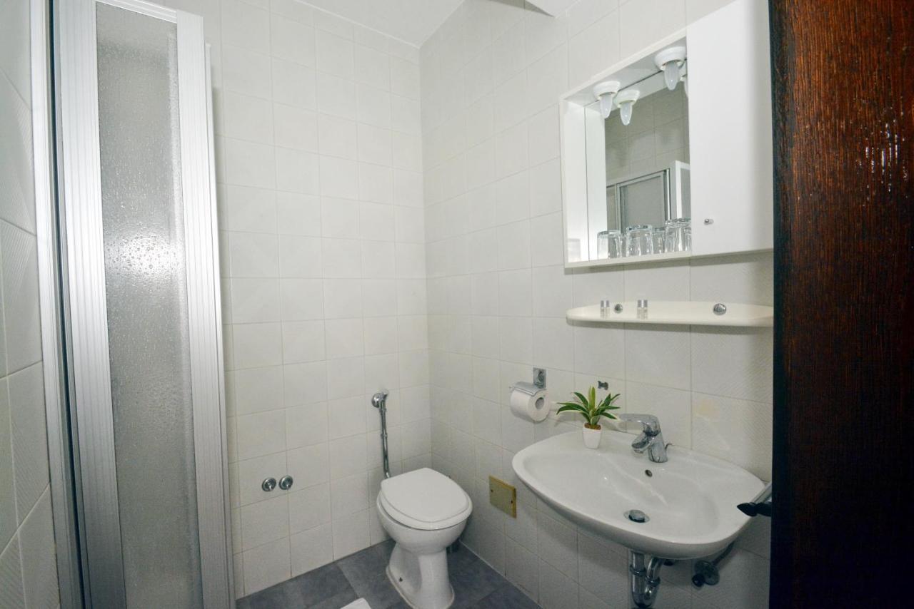 Guesthouse Kamen Kuca Podstrana Kültér fotó