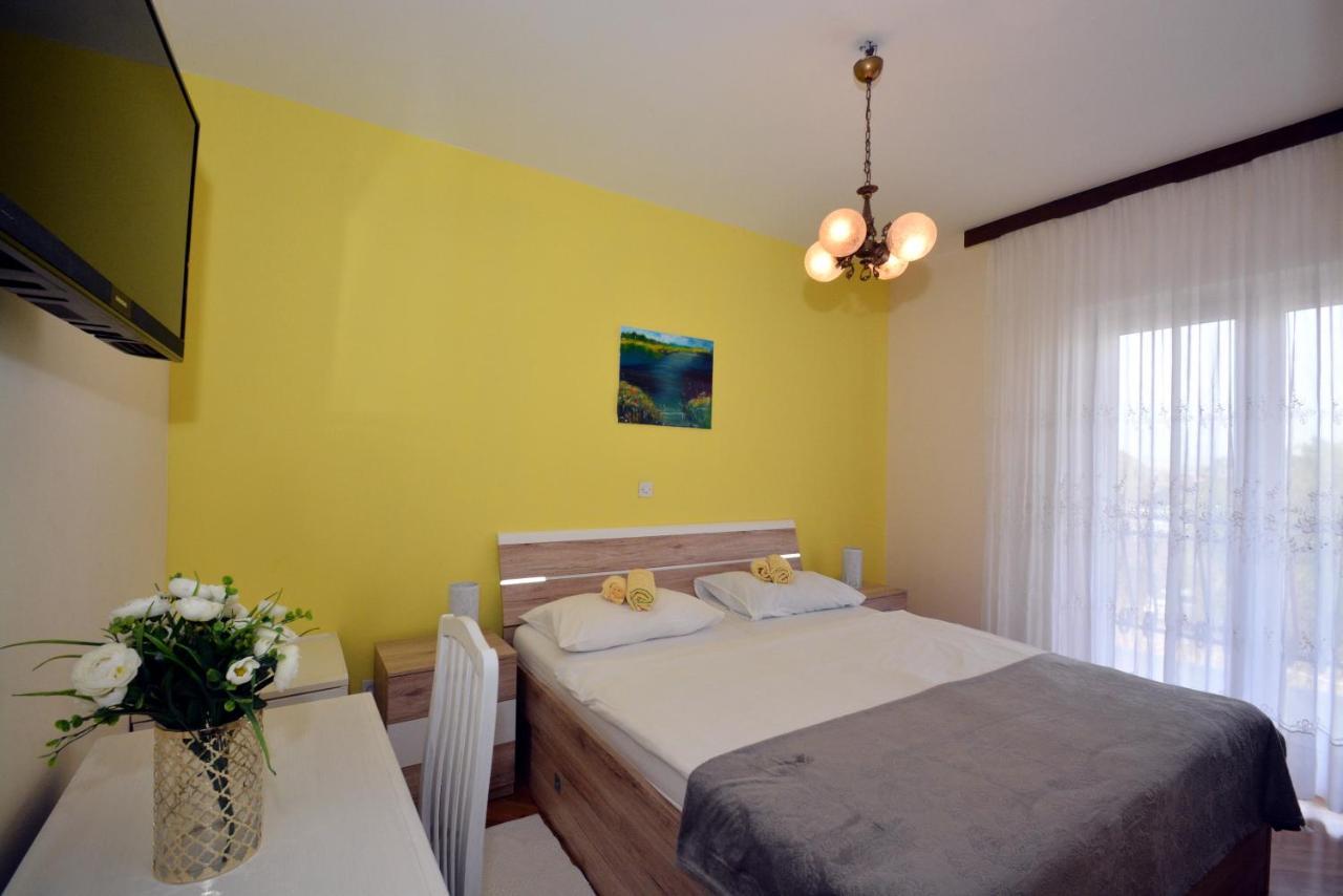 Guesthouse Kamen Kuca Podstrana Kültér fotó